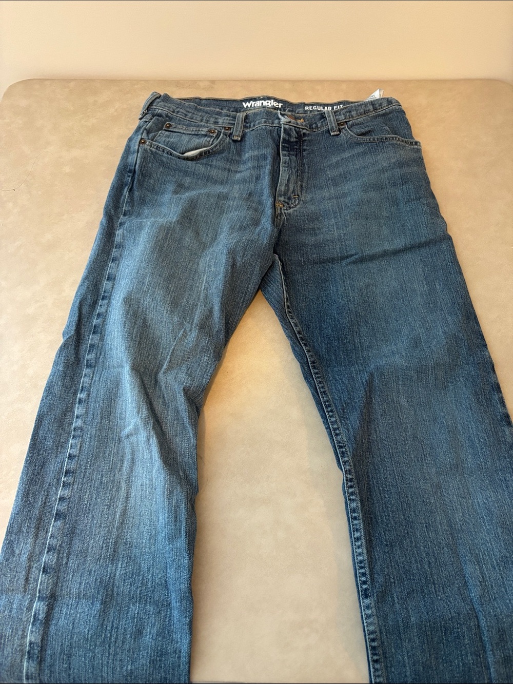 Wrangler Men's Dark Blue Relaxed Fit Jeans